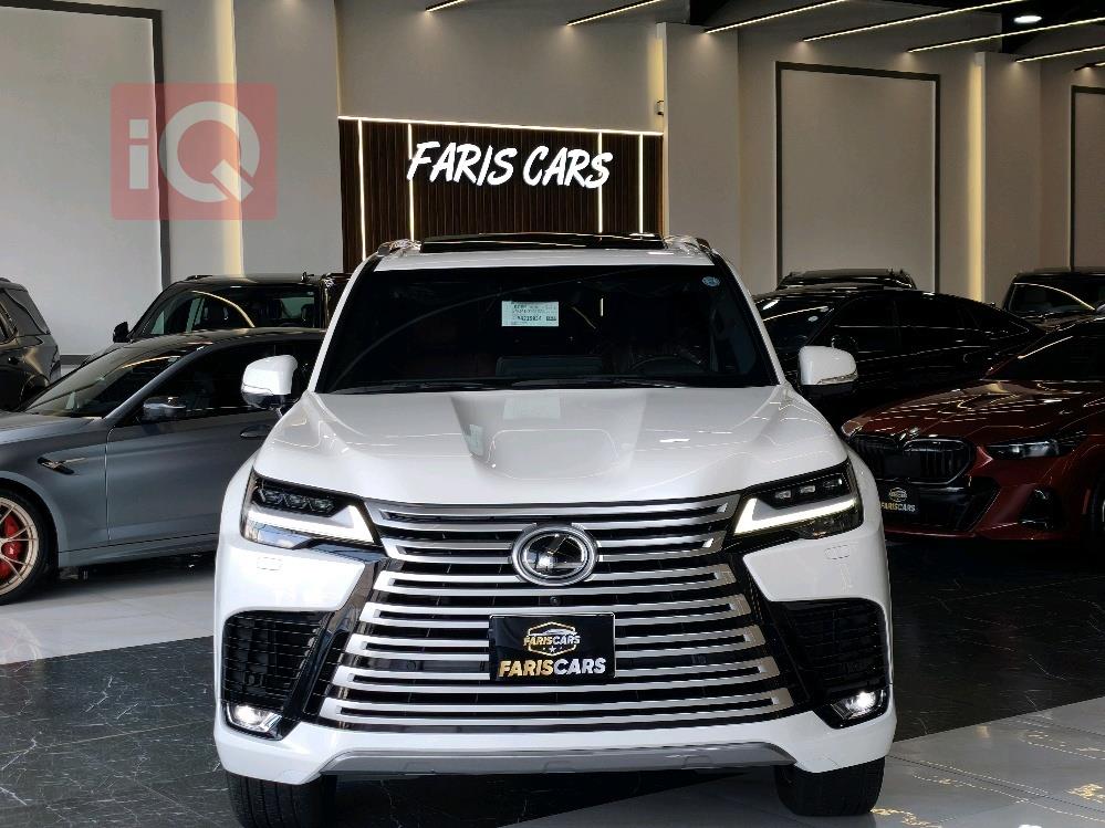 Lexus LX